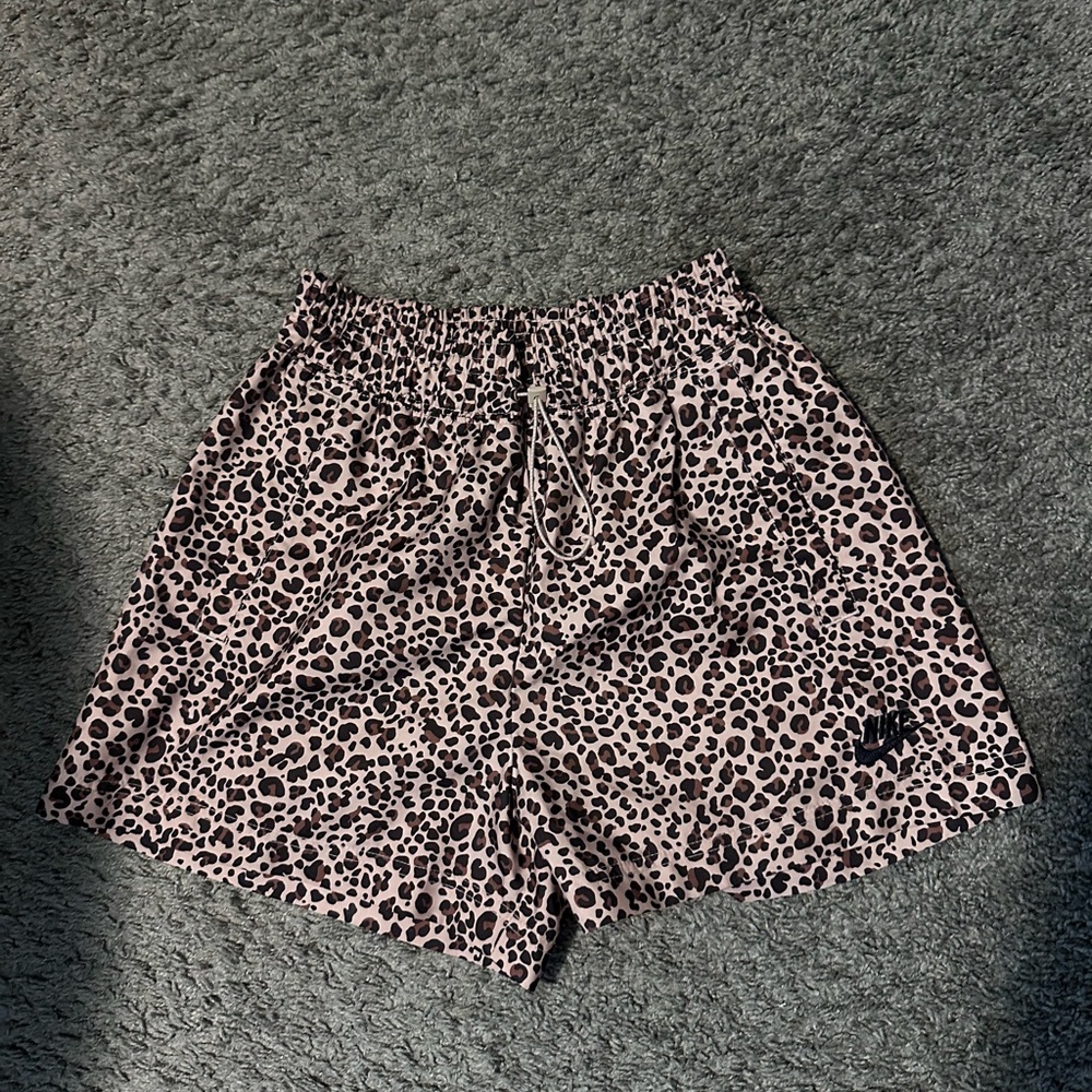 Nike Women's Leopard Print Shorts - Black and Tan